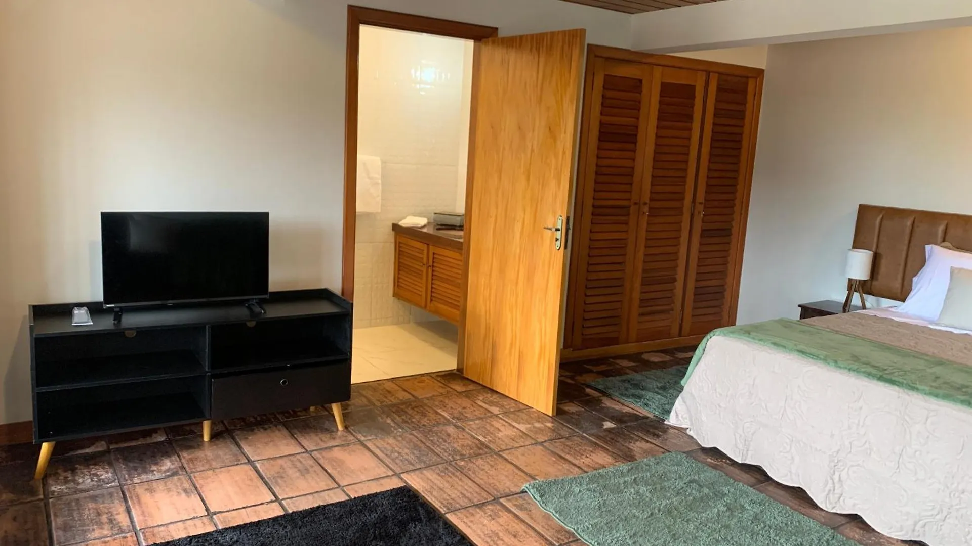 Hotel Villa Iturri Campos do Jordão